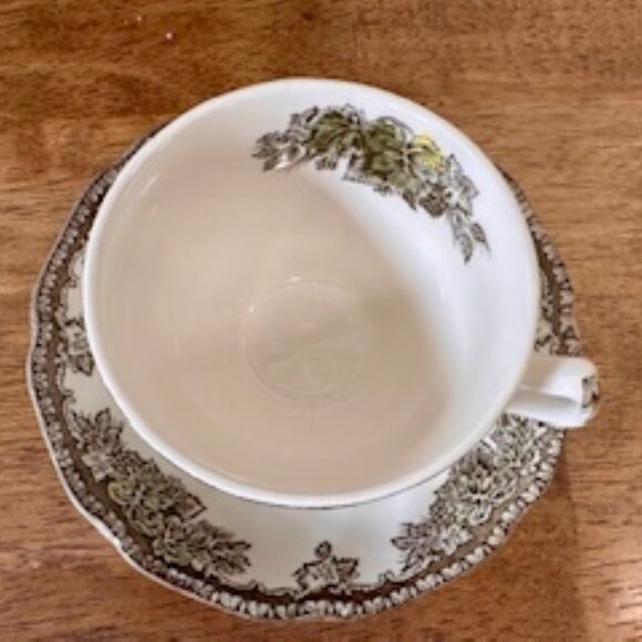 Vintage Johnson Brothers The Friendly Village Teacup Saucer – England Ironstone - Picture 3 of 6